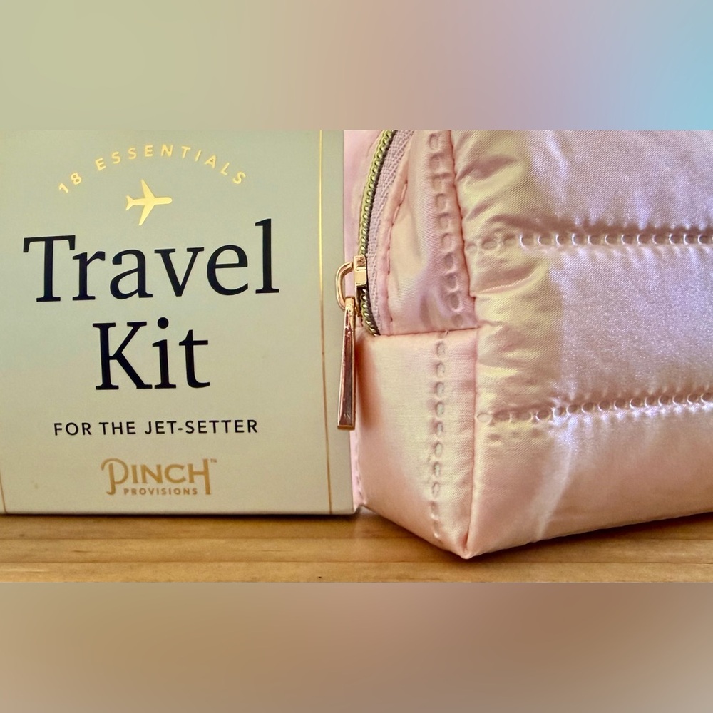 NWT PINCH Provisions Deluxe Travel Kit